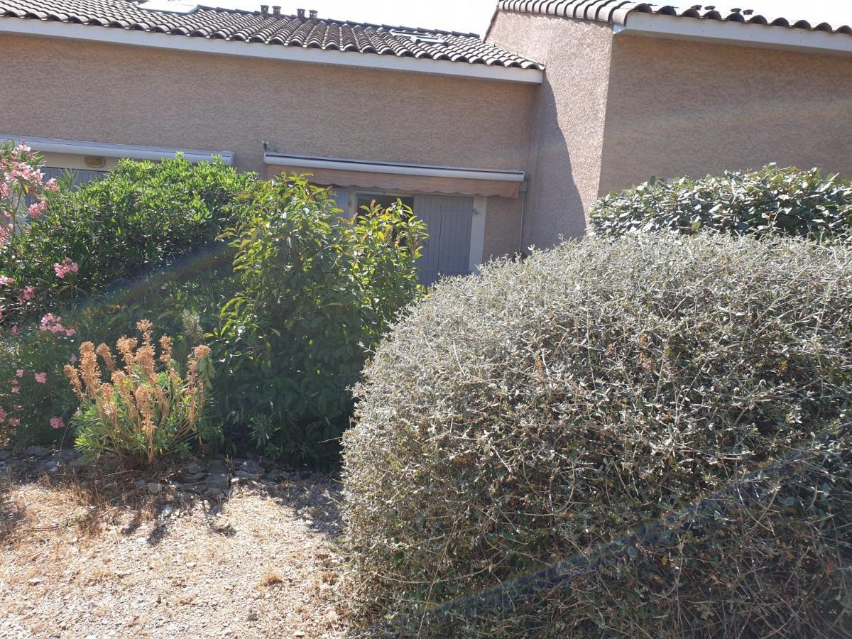 Maison résidence Mas des Vignes Calvisson Extérieur photo